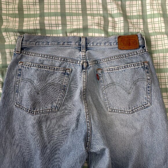 Levi's 501 Jeans - Picture 2 of 7